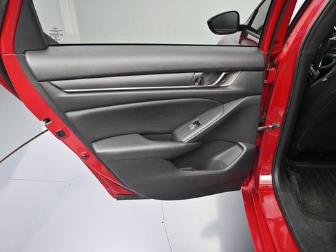 Used 2019 Honda Accord Sport image 22