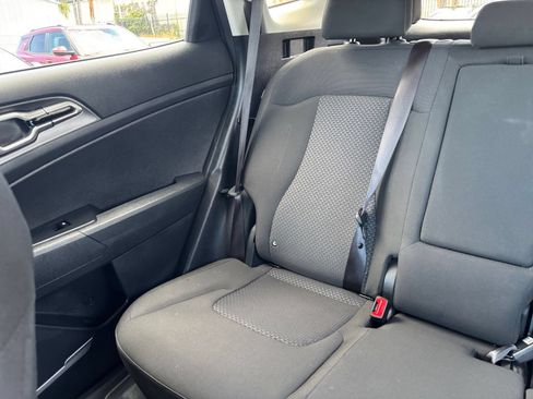 Used 2026 Kia Sportage LX FWD image 39