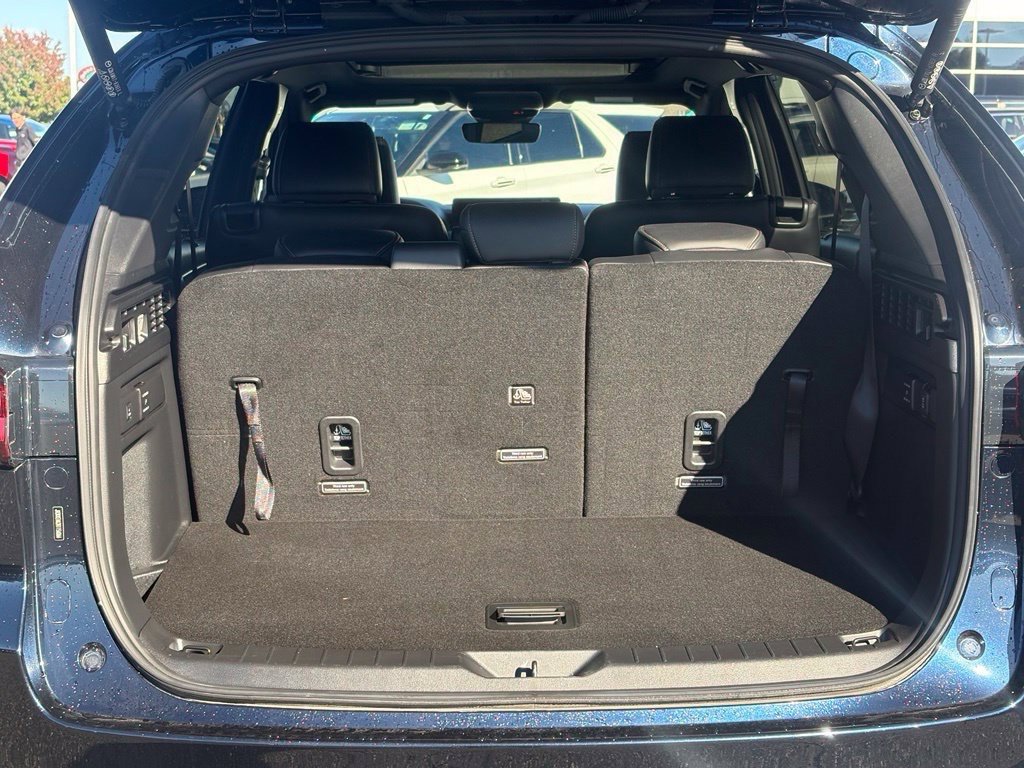 Used 2024 MAZDA CX-90 Plug-In Hybrid w/ Premium Plus AWD/4WD image 4