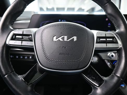 Used 2024 Kia Telluride EX X-Line AWD/4WD image 30