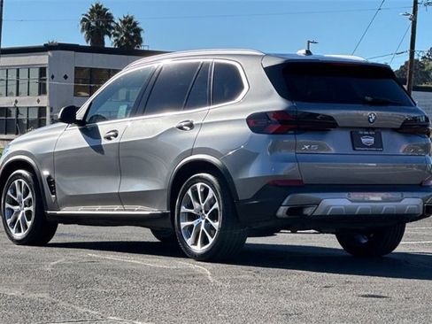 Used 2024 BMW X5 xDrive40i image 9