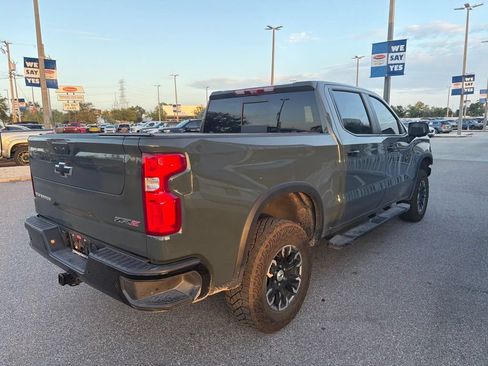 Used 2025 Chevrolet Silverado 1500 ZR2 w/ Technology Package AWD/4WD image 4