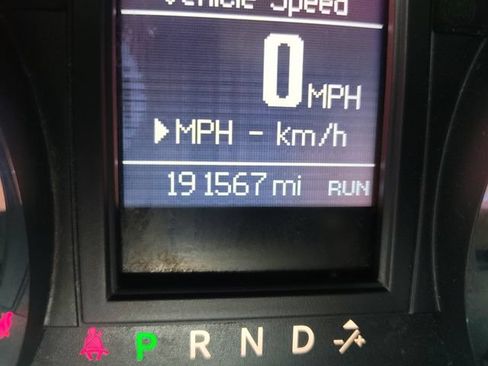 Used 2014 Dodge Grand Caravan SXT w/ Rear Park Assist Package FWD image 10