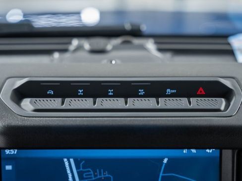 Certified 2021 Ford Bronco First Edition image 26