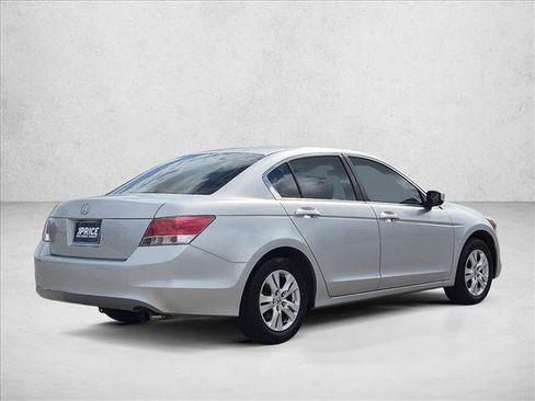 Used 2008 Honda Accord LX-P image 5