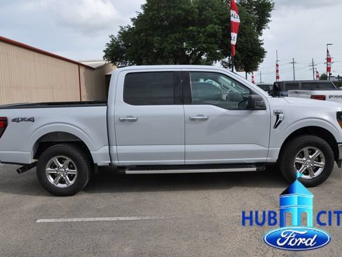 Used 2025 Ford F150 XLT w/ Equipment Group 301A Standard AWD/4WD image 6