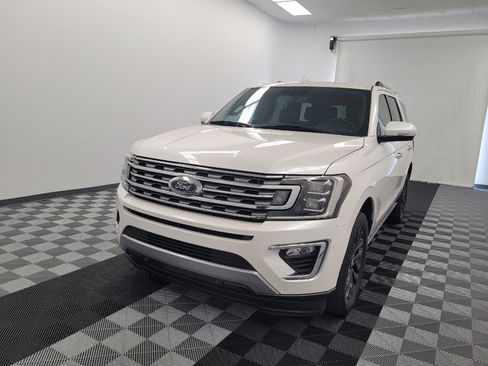 Used 2019 Ford Expedition Limited RWD image 15