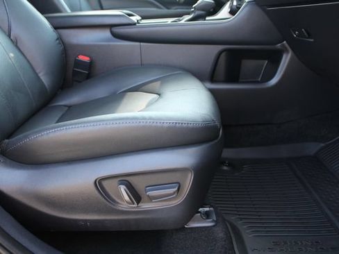 Certified 2025 Toyota Grand Highlander FWD image 19