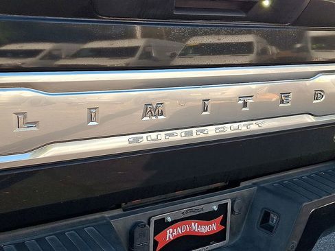 Used 2022 Ford F450 Limited w/ FX4 Off-Road Package image 30