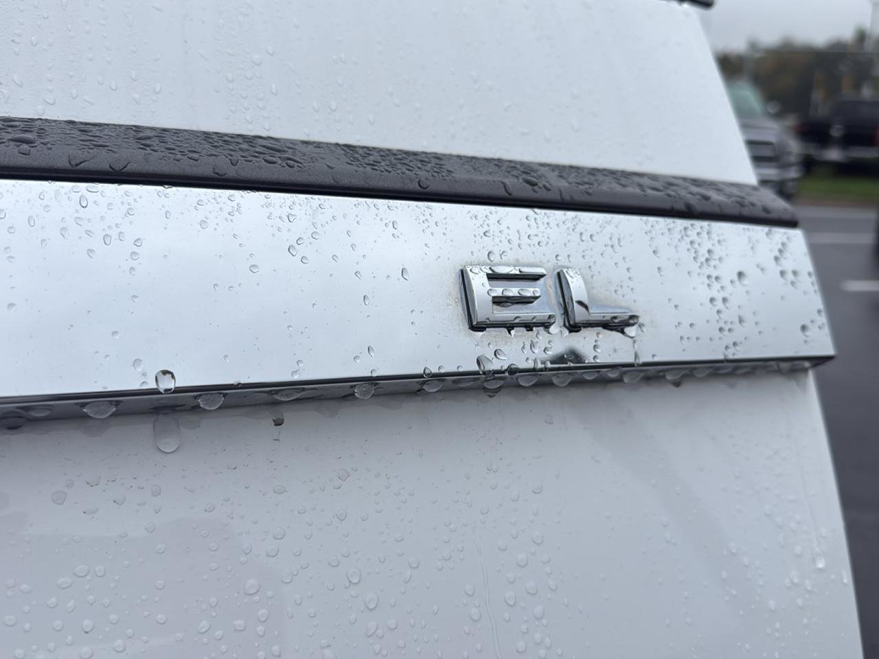 Used 2017 Ford Expedition EL XLT w/ Equipment Group 202A AWD/4WD image 32