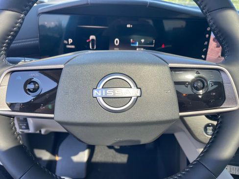 New 2025 Nissan Murano SL AWD/4WD image 11