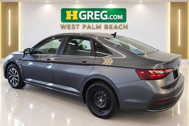 Used 2024 Volkswagen Jetta S FWD image 2