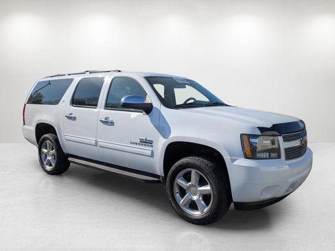 Used 2011 Chevrolet Suburban LT w/ Texas Edition image 3