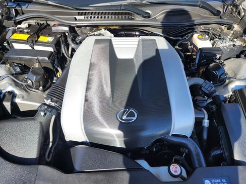 Used 2019 Lexus RC 350 RWD image 11