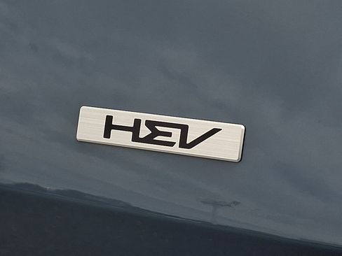 New 2026 Kia Sportage EX image 18