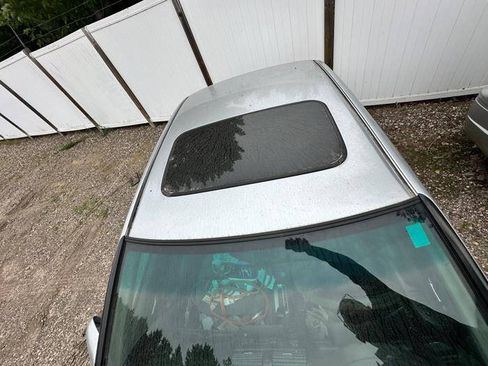 Used 2004 Honda Civic EX image 10