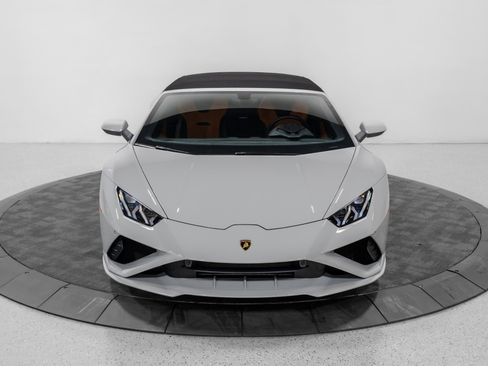 Used 2021 Lamborghini Huracan EVO RWD image 13