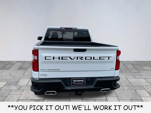 Used 2022 Chevrolet Silverado 1500 LT Trail Boss w/ Convenience Package II AWD/4WD image 6