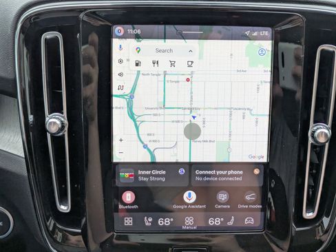 New 2026 Volvo XC40 B5 Core w/ Climate Package image 11