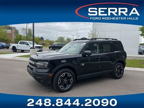 Used 2025 Ford Bronco Sport Outer Banks w/ Outer Banks Tech Package+ AWD/4WD image 1
