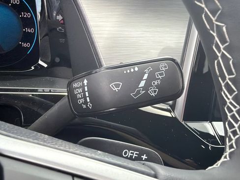 New 2026 Volkswagen Atlas Cross Sport SE AWD/4WD image 29