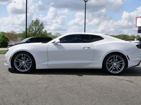 Used 2019 Chevrolet Camaro SS image 37
