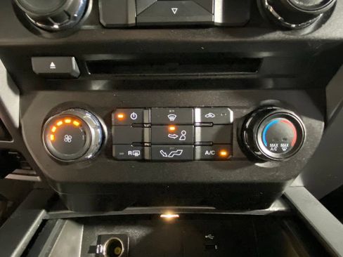 Used 2016 Ford F150 XLT w/ Equipment Group 301A Mid AWD/4WD image 24