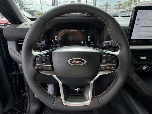 Used 2026 Ford Explorer Tremor w/ Tremor Convenience Package AWD/4WD image 20