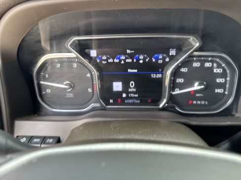 Used 2023 GMC Sierra 3500 Denali w/ Denali Ultimate Package image 15