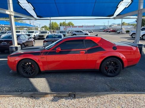 Used 2021 Dodge Challenger R/T Scat Pack RWD image 3