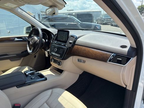 Used 2016 Mercedes-Benz GLE 350 image 23