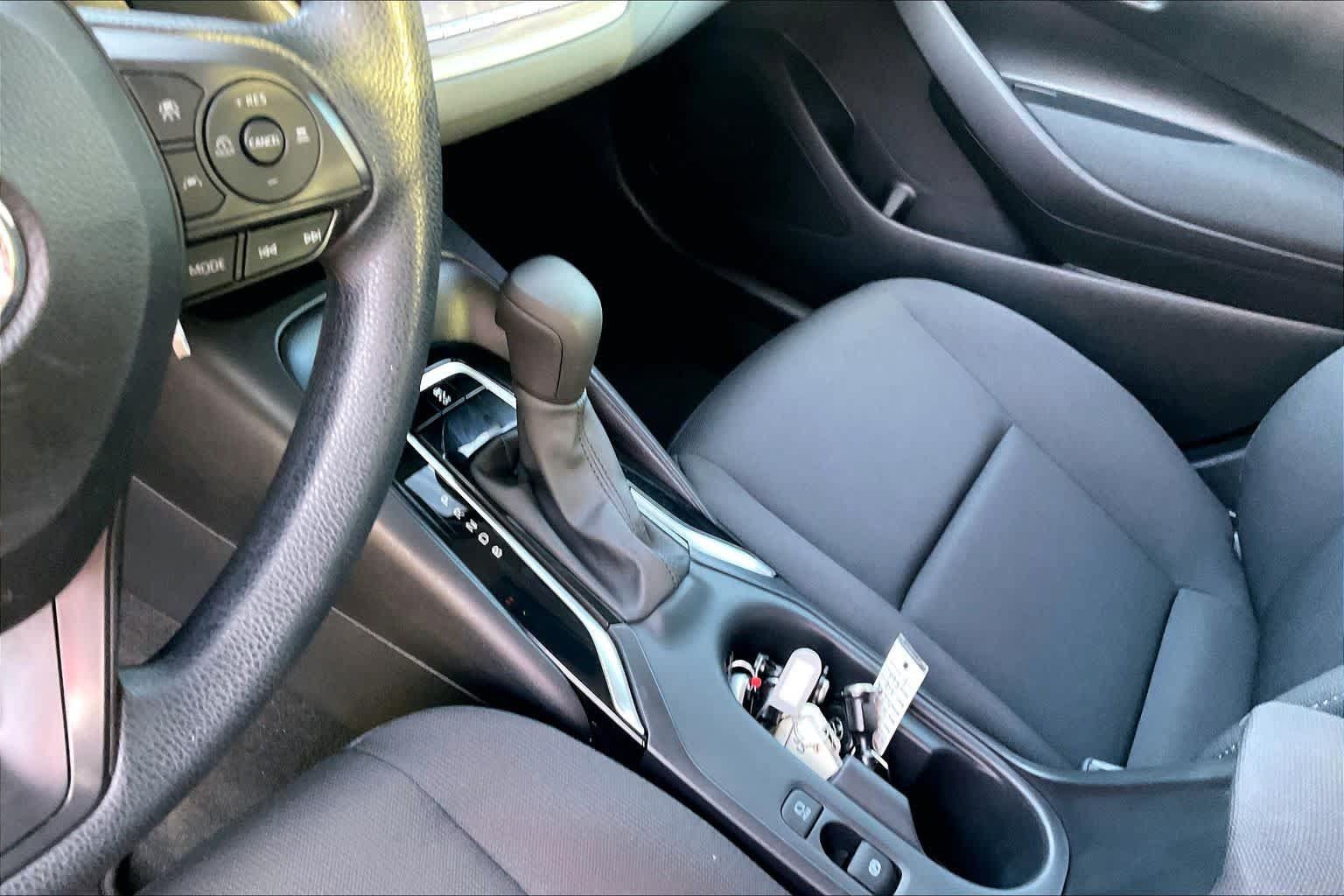 Used 2023 Toyota Corolla LE FWD image 16