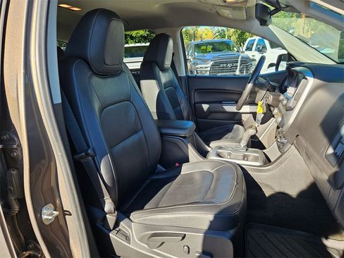 Used 2015 Chevrolet Colorado LT w/ Luxury Package image 18