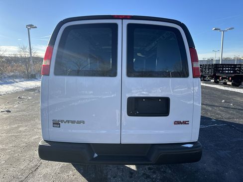 Used 2013 GMC Savana 2500 w/ Power Package image 22