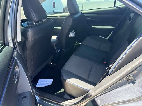Used 2018 Toyota Corolla SE FWD image 6