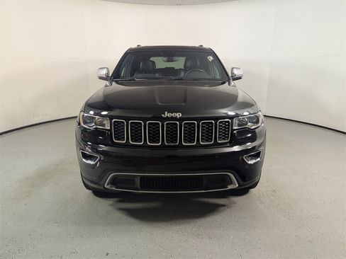 Used 2021 Jeep Grand Cherokee Limited w/ Luxury Group II image 2