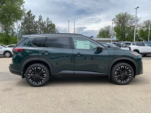 New 2026 Nissan Rogue Dark Armor AWD/4WD image 6
