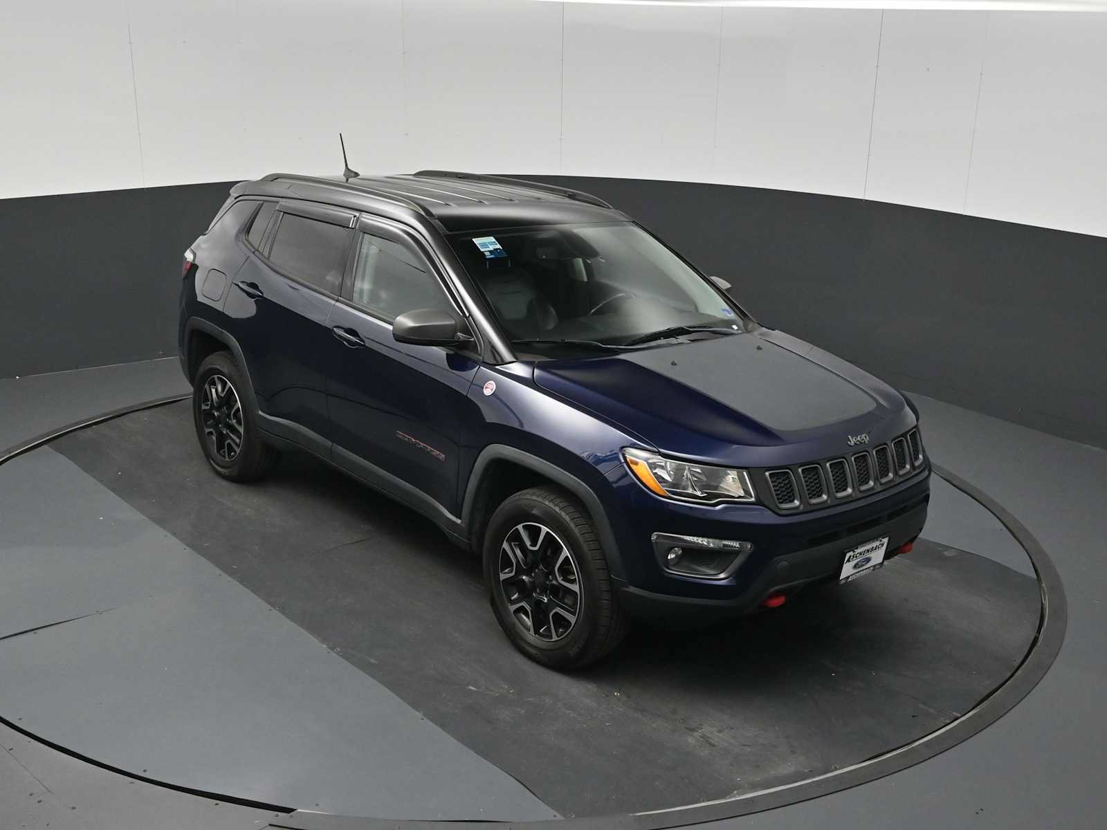 Used 2019 Jeep Compass Trailhawk w/ Popular Equipment Group AWD/4WD image 24