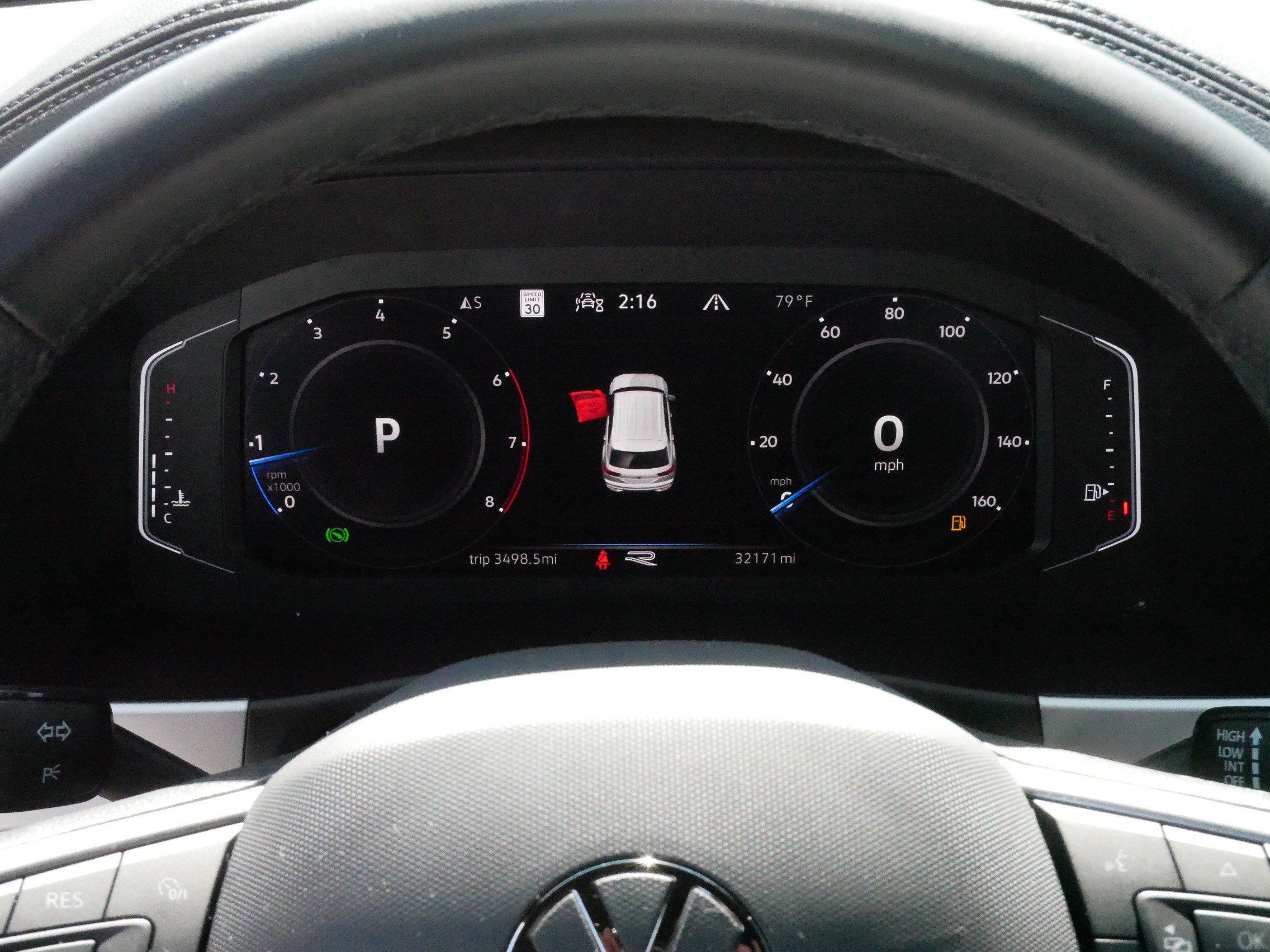 Certified 2023 Volkswagen Atlas Cross Sport SEL R-Line AWD/4WD image 21
