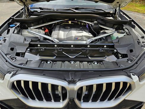 New 2026 BMW X6 xDrive40i w/ Premium Package image 25