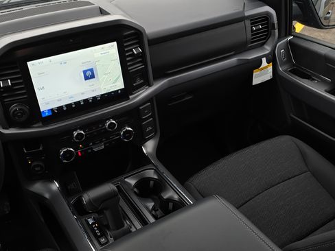 New 2026 Ford F150 XLT w/ Equipment Group 302A MID image 32