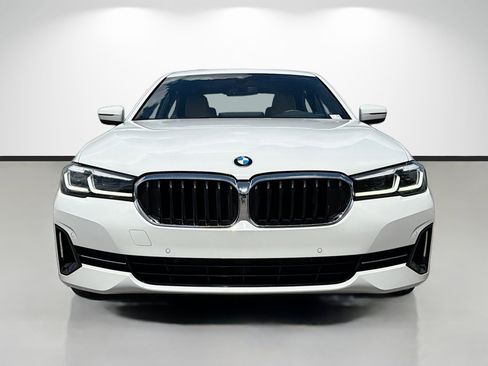 Used 2023 BMW 530i w/ Convenience Package RWD image 8