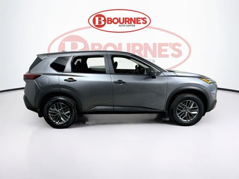 Used 2023 Nissan Rogue S AWD/4WD image 10