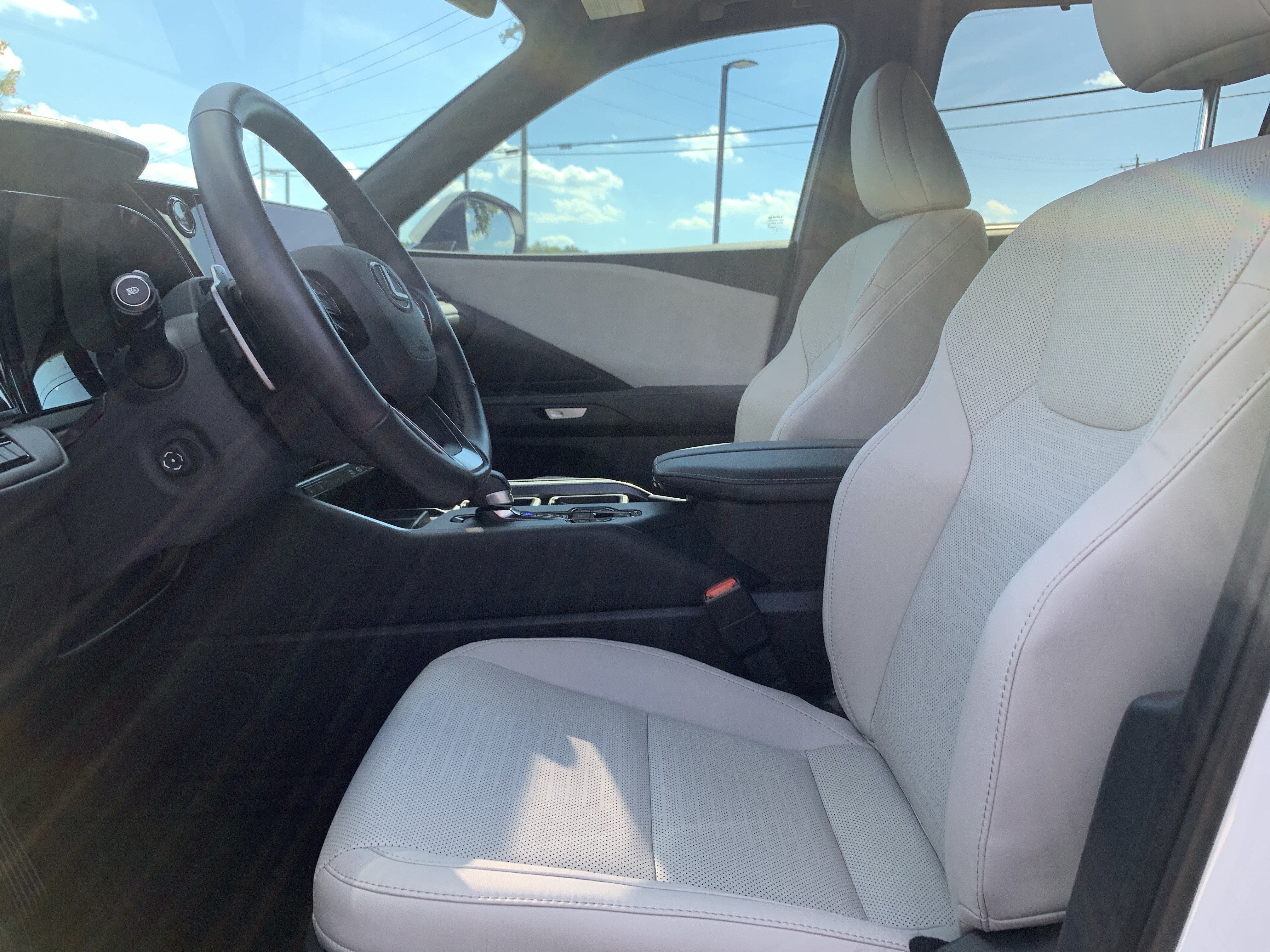 Used 2026 Lexus TX 350 AWD w/ Technology Package image 16