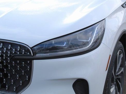 New 2026 Lincoln Aviator Reserve image 9