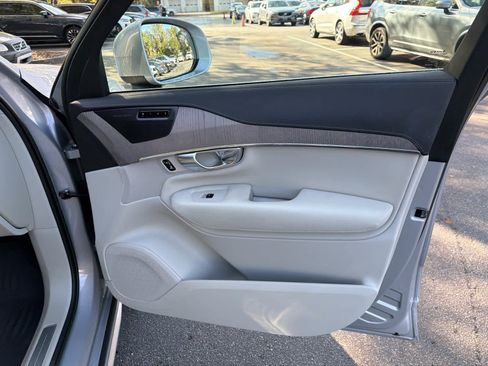 Certified 2023 Volvo XC90 T8 Ultimate w/ Protection Package image 18