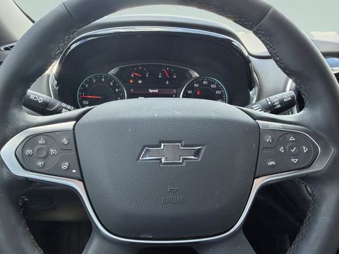 Used 2023 Chevrolet Traverse RS FWD image 33