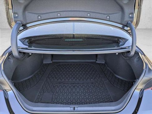 Used 2019 Toyota Avalon Touring image 6