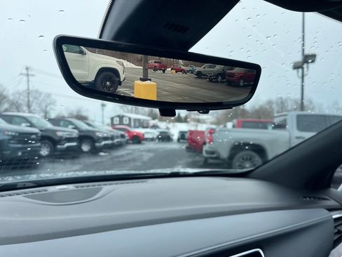 Used 2023 Buick Enclave Premium w/ Experience Buick Package image 18