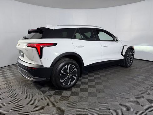 Used 2024 Chevrolet Blazer EV LT AWD/4WD image 8
